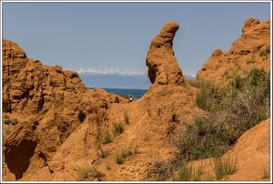 Вид из каньона на Иссык-Куль